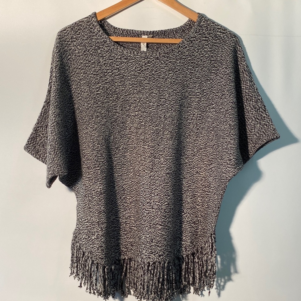 NY Collection Black/White Sweater With Fringe